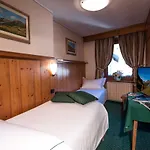 Hotel Alpina